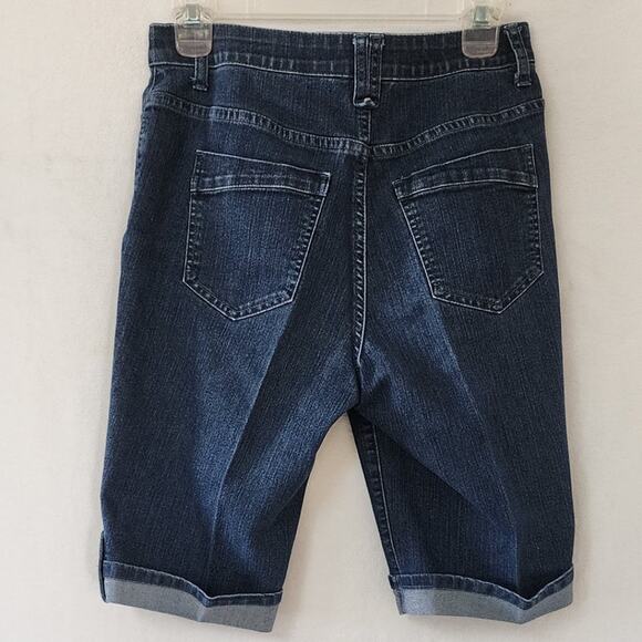 Cj Banks Dark Wash Denim Cuffed 4 pocket design Knee length Shorts Women's Sz 4 - Picture 2 of 10